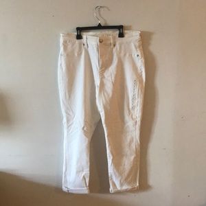 American Eagle White Skinny Jeans